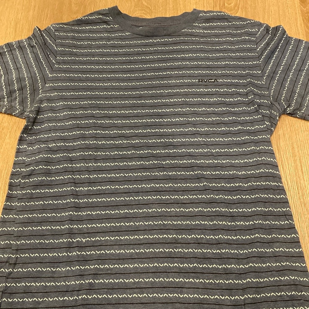 RVCA Vintage Dye Men’s tee - Embroidered logo